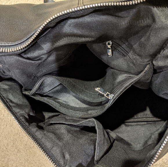 backpack - Picture 4 of 4